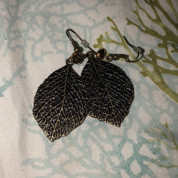 Earring Bundle - Picture 3 of 4